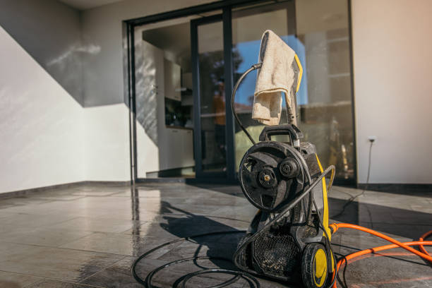 Best Gutter Cleaning and Brightening in Mount Morris, IL